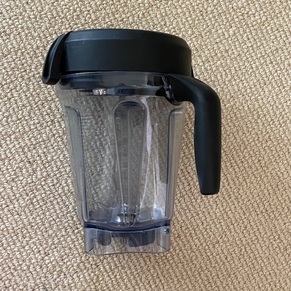 Vitamix 5300 C-Series 64 oz. Kitchen Countertop blender Black - Picture 9 of 10